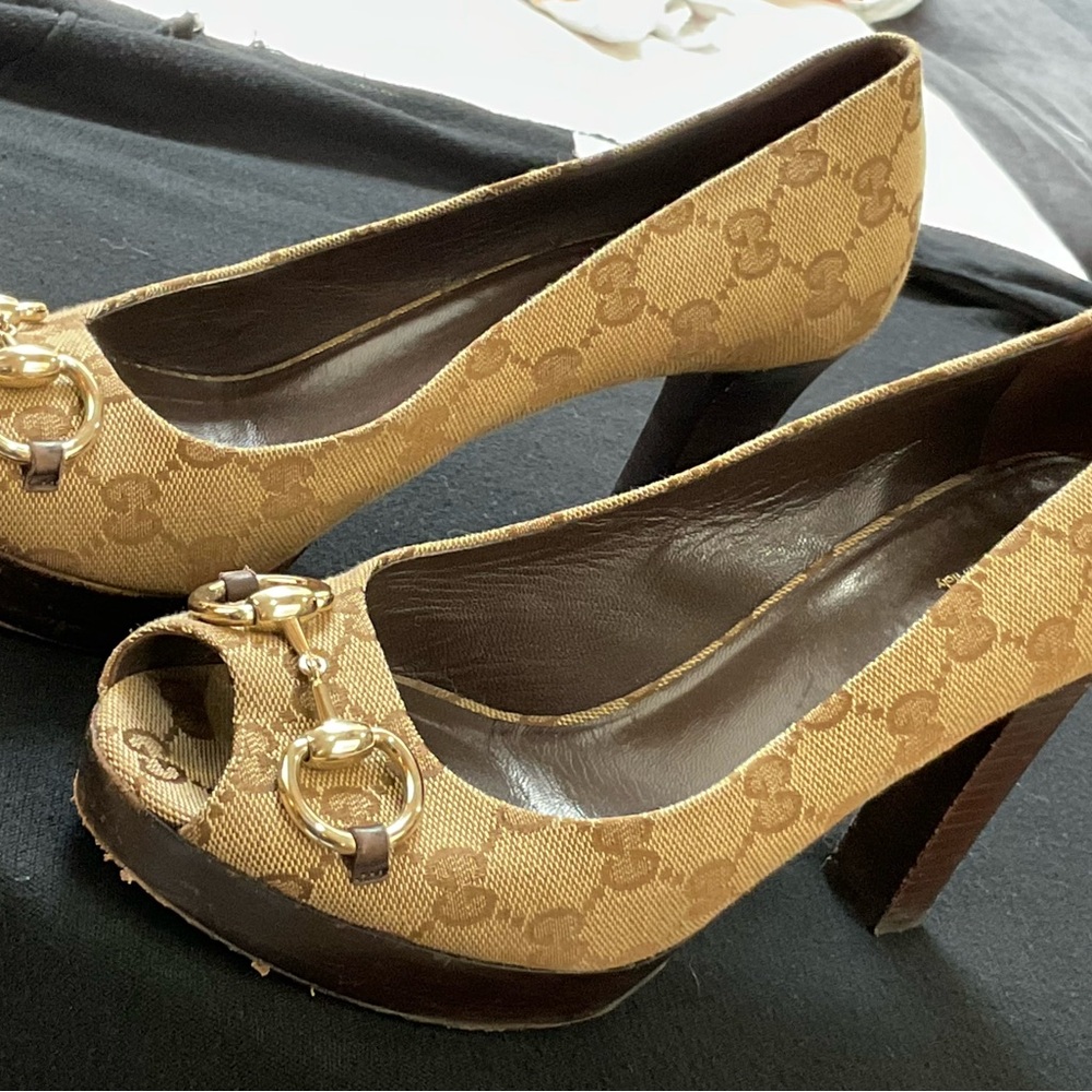 Gucci Tan Heels with Gold Detailing